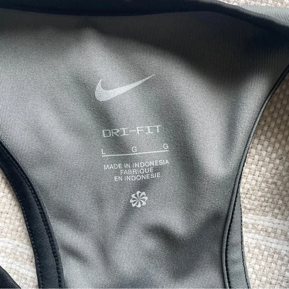 Nike Dri-Fit Swoosh Printed Crop Tank- Size L